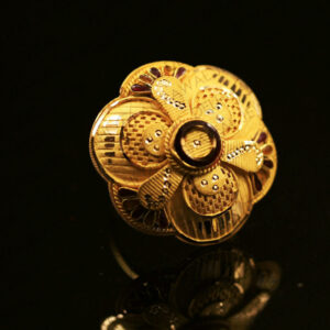 Gold Ladies Ring