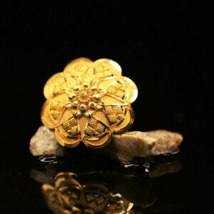 Gold Ladies Ring