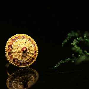 Gold Ladies Ring